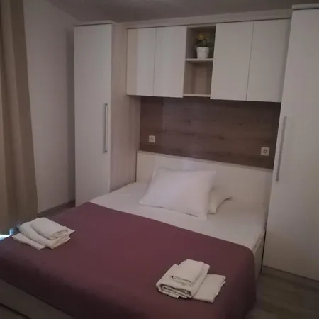 Kristina * Drvenik (Split-Dalmatia)